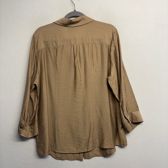NWT Dressbarn Roz & Ali Button Down Blouse Shirt 1x Tan - Picture 2 of 8